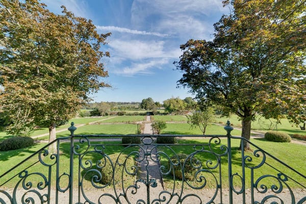 Maison de maître à Vanduvres sur une parcelle de plus de 10'000m2 5