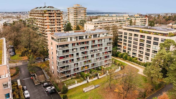 Co-exclusivité : Spacieux attique au centre-ville 10