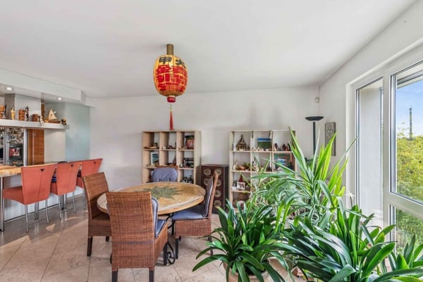 En exclusivité :                                                            Terre Sainte : Maison familiale à Tannay 6