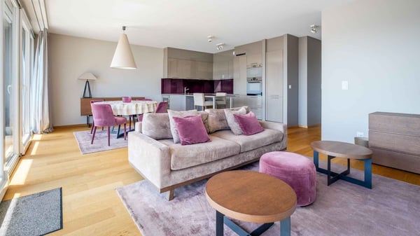 Exclusivité : Appartement traversant avec loggia