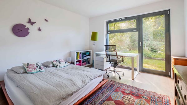 Exclusivité : Maison contemporaine avec piscine naturelle 8