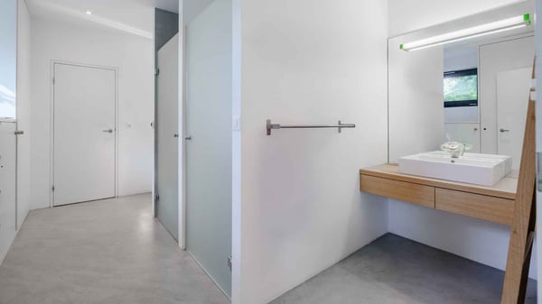 Exclusivité : Maison contemporaine avec piscine naturelle 9