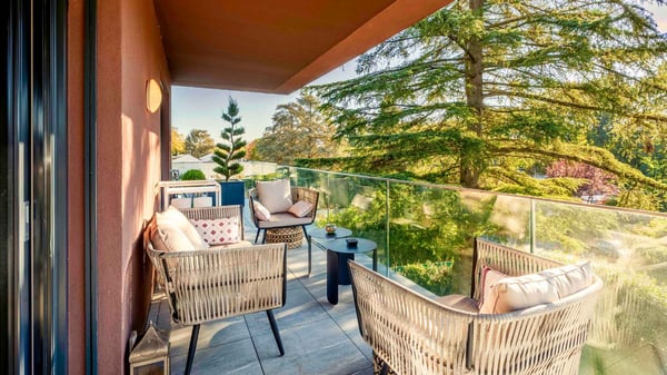Co-exclusivité : Attique avec terrasse à Vandoeuvres 1