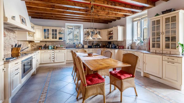 En exclusivité : Magnifique demeure du XVIIIe siècle 4