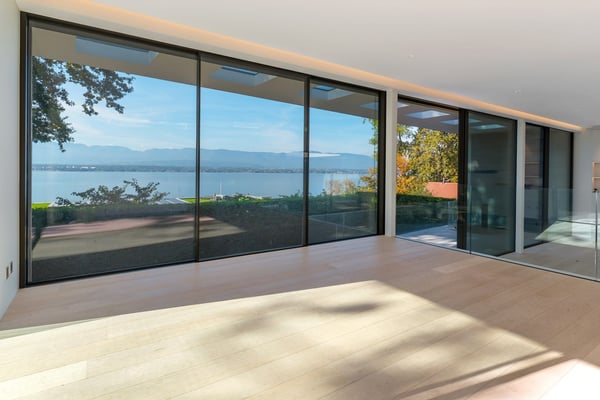 Villa avec vue lac et accès privé lac. 2