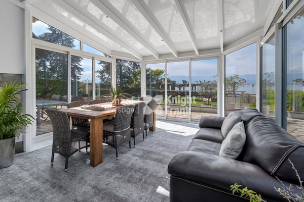 OFF-MARKET : Propriété au bord du lac 7