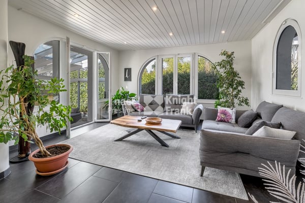 OFF-MARKET : Propriété au bord du lac 3