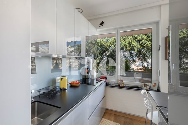 Bel appartement de 3 pièces à proximité immédiate de la gare des Eaux-Vives 7