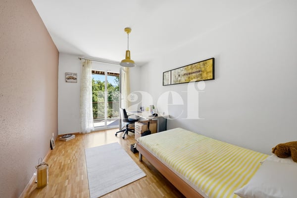 Bel appartement familial avec quatre chambres 7