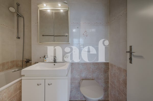 Rare opportunité au Grand-Saconnex ? Spacieux appartement familial de 7 pièces 6