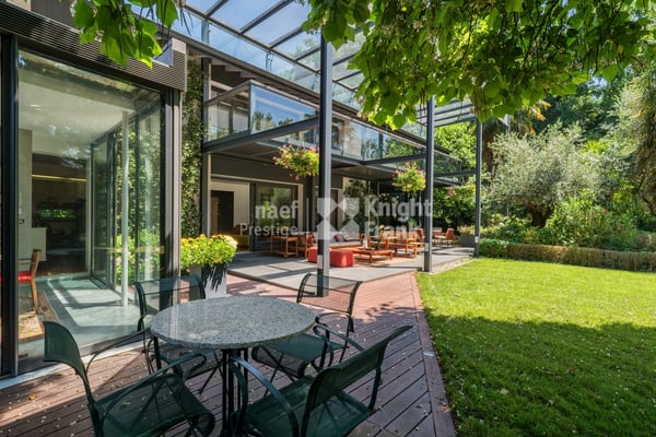 Un écrin de verdure, aux portes de Genève. 2