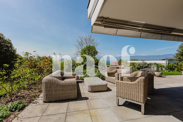 Moderne rez-de-jardin avec superbe vue lac. 3