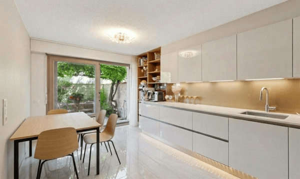 Charmante maison avec jardin arborisé & piscine 6