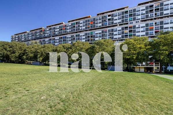 Appartement 4 pièces avec balcon et box au coeur du Lignon 12