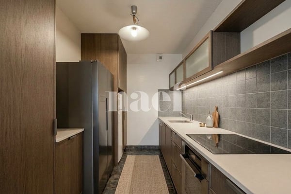 Appartement 4 pièces avec balcon et box au coeur du Lignon 7