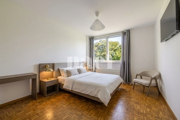 Appartement 4 pièces avec balcon et box au coeur du Lignon 9
