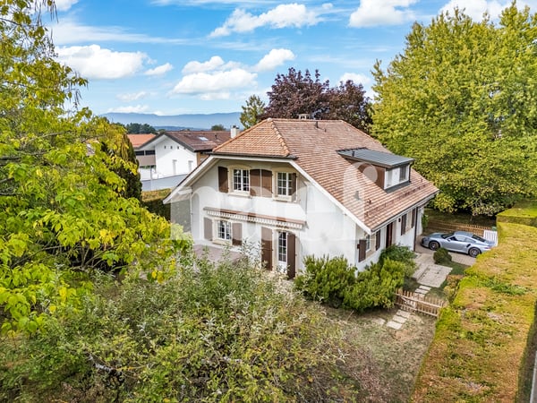 Corsier Villa individuelle de 7 pièces sur une magnifique parcelle arborée de 1'730 m² 2