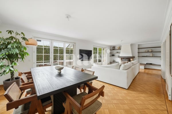 Corsier Villa individuelle de 7 pièces sur une magnifique parcelle arborée de 1'730 m² 3