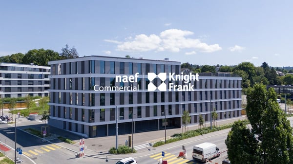 Bureaux à louer de 990 m2 divisible 1
