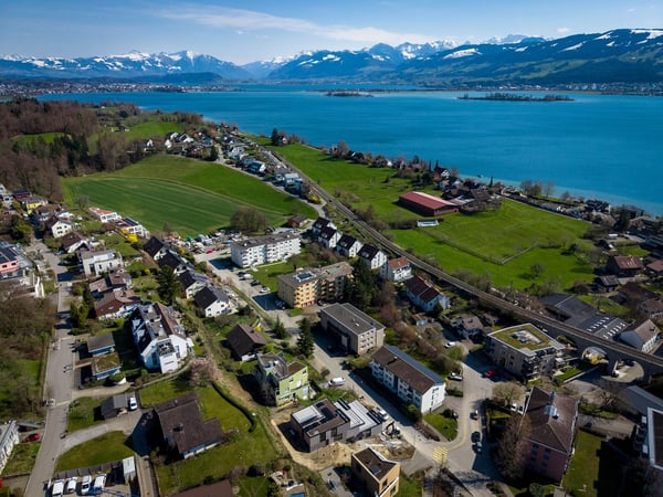 Exklusive und hochwertige 4.5-Zimmer-Terrassenwohnung - Ihr Traumdomizil mit Teilseesicht in Uerikon 20