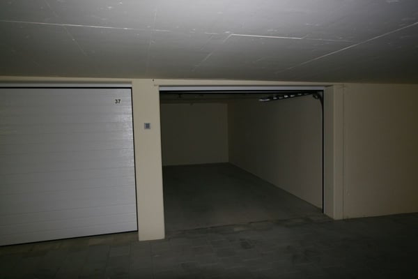Zu vermieten abschliessbare Garagebox - für maximale Sicherheit Kopie 3