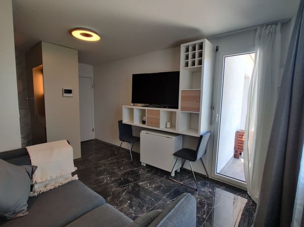 Exklusives Studio mit Balkon