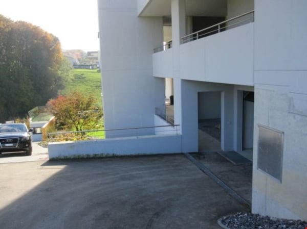 Zu vermieten Parkplatz in ESH 2