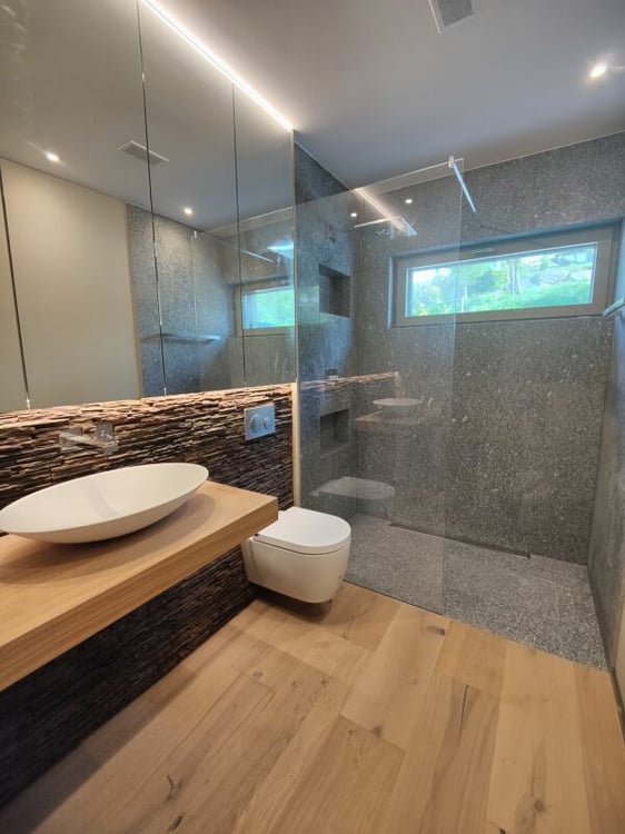 Luxusobjekt mit unverbaubarem See- und Bergpanorama 6