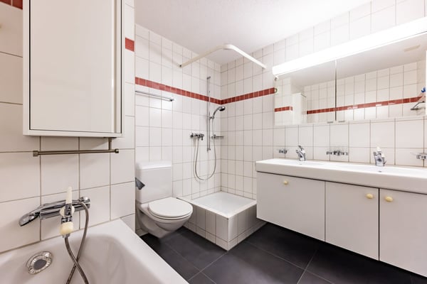 Gepflegte 5.5-Zimmer-Wohnung an bevorzugter Lage in Thun 14