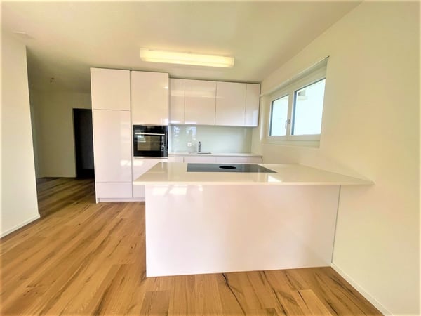 TOP MODERNE 3.5 ZIMMER WOHNUNGEN IN NÄHE LENZBURG ZU VERMIETEN 3