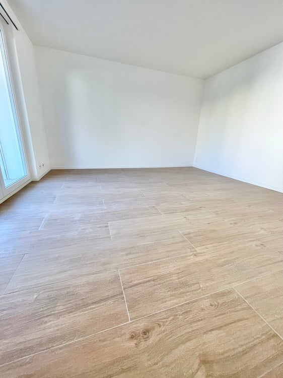 Moderne 2.5 Zimmer Wohnungen mit Waschmaschine/ Tumbler neben Emmencenter 6
