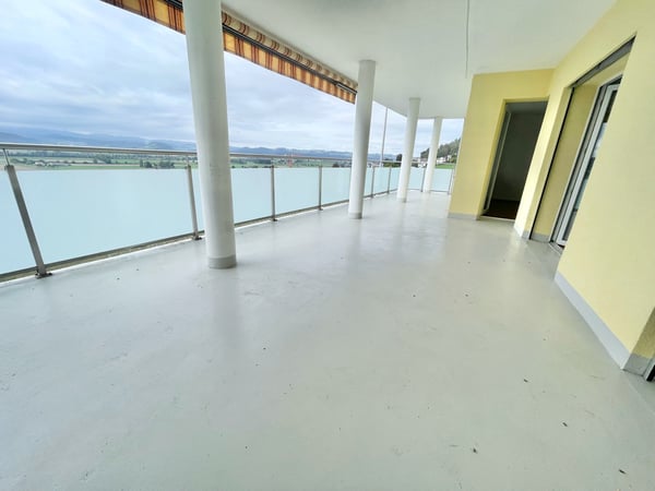 Preiswerte, grosszügige 2.5 Zimmer Wohnungen an Hanglage mit genialer Panoramasicht 18