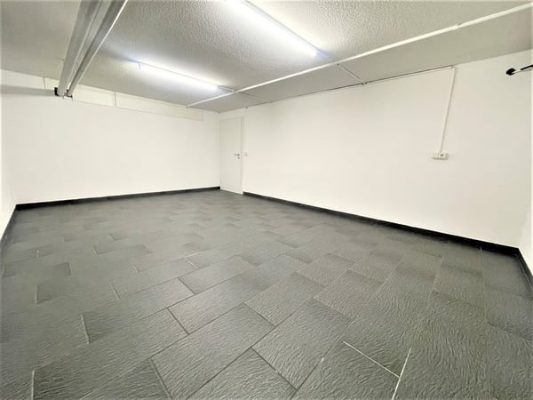 TOP Hobbyraum neben Emmencenter zu vermieten 1