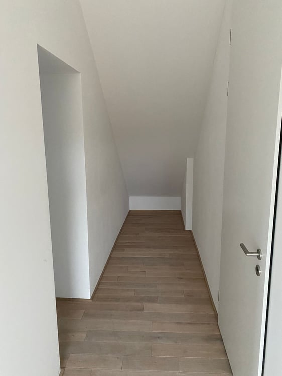 Neue 1.5 Zimmer-Attika-Wohnung toller Aussicht 4