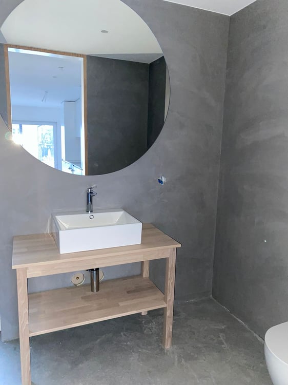 Tolle 1.5 Zimmer-Attika-Wohnung mit schöner Aussicht 2