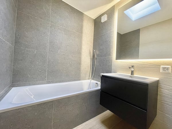 Geräumige 4.5-Zimmer-Wohnung mit Balkon in Hägendorf 4