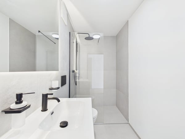 4.5-Zimmer Eigentumswohnung mit See-, Stadt- und Bergsicht! 9