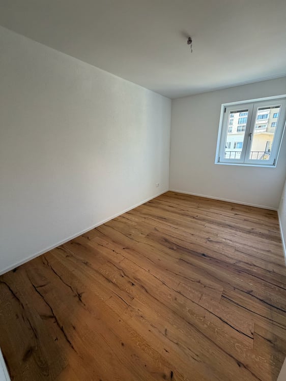 ERSTVERMIETUNG: Wunderschöne 2.5 Zimmerwohnung an toller Lage 10