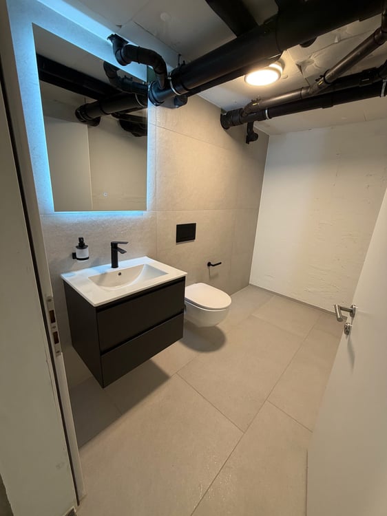 Tolle Hobbyräume inkl. WC an super Lage zu vermieten! 1