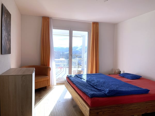 4½-Zi-Gartenwohnung - Wohnen mit Komfort und Weitsicht 10
