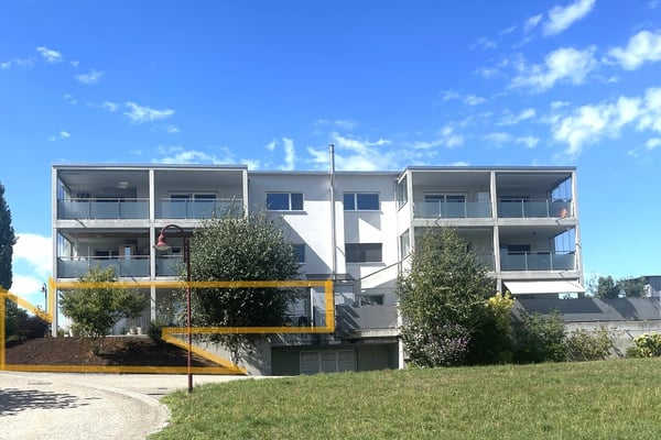 4½-Zi-Gartenwohnung - Wohnen mit Komfort und Weitsicht 1