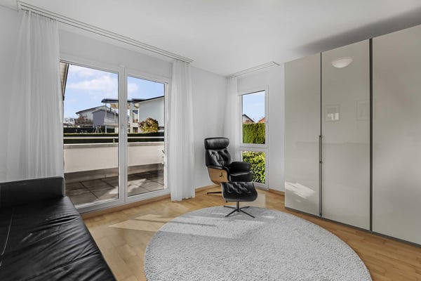 Wohnoase mit Pool ? 1.5 Zimmer Doppeleinfamilienhaus 4