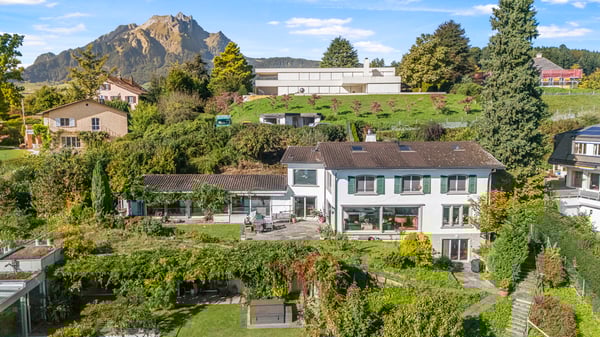 Kastanienbaumperle ? Wohnen mit atemberaubendem Seeblick 1