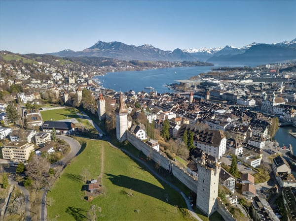 Weitsicht & Grosszügigkeit: 7 Zimmer Wohnung im Herzen der Stadt Luzer 6
