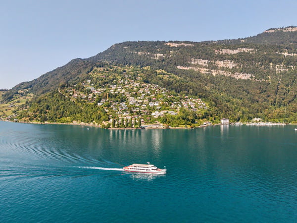 Terrassenwohnung mit traumhaftem Blick auf Vierwaldstättersee & Berge 5