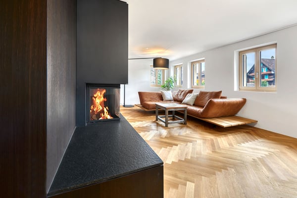 Traditionelles Holzhaus mit modernem Glasanbau - Wohnen auf 8 Zimmern 3