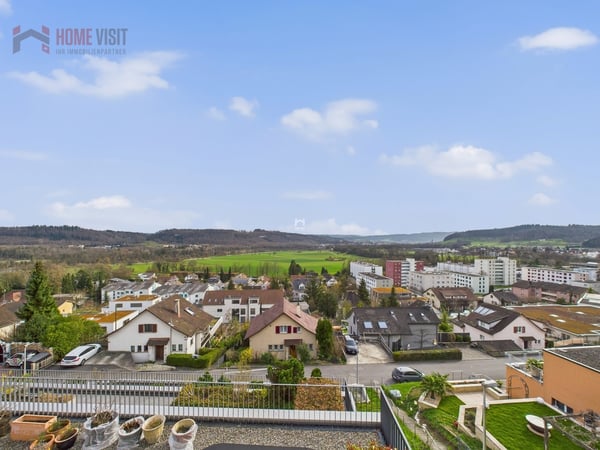 Exklusive Attika über Aarau mit unverbaubarer Panorama-Aussicht 9