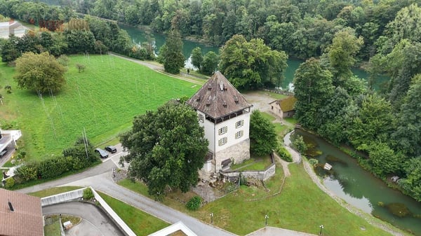 Grosszügiges EFH mit Gartenparzelle & Weitsicht - nahe der Aare 7