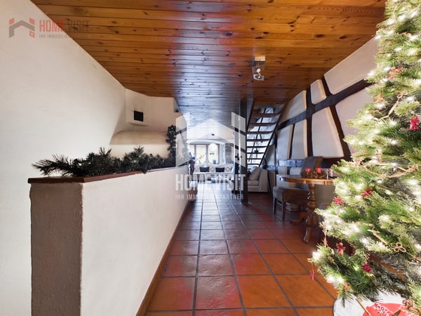 Verliebt ins Detail - Stadthaus mit Charakter & Ausbaupotenzial 4