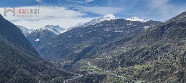 Top 1.5 Zi- Wohnung mit traumhaftem Ausblick in Staldenried 2